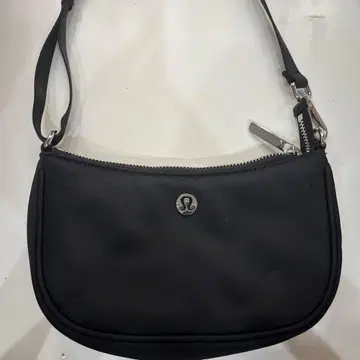 lululemon 숄더백 블랙