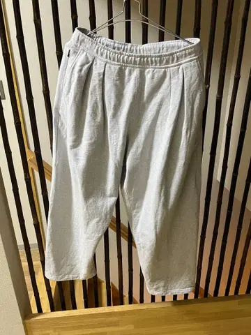 BEAMS 와이드 스웨트 팬츠 그레이