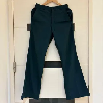 ZARA 다크 그린 플레어 팬츠