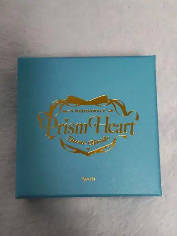 니지산지 리제 헬에스타 로켓 펜던트