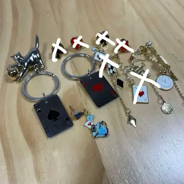 원더랜드 앨리스 귀걸이 키링 귀걸이 세트 4164
