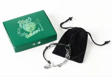 Mrs. GREEN APPLE x and ST 콜라보 팔찌 미세스