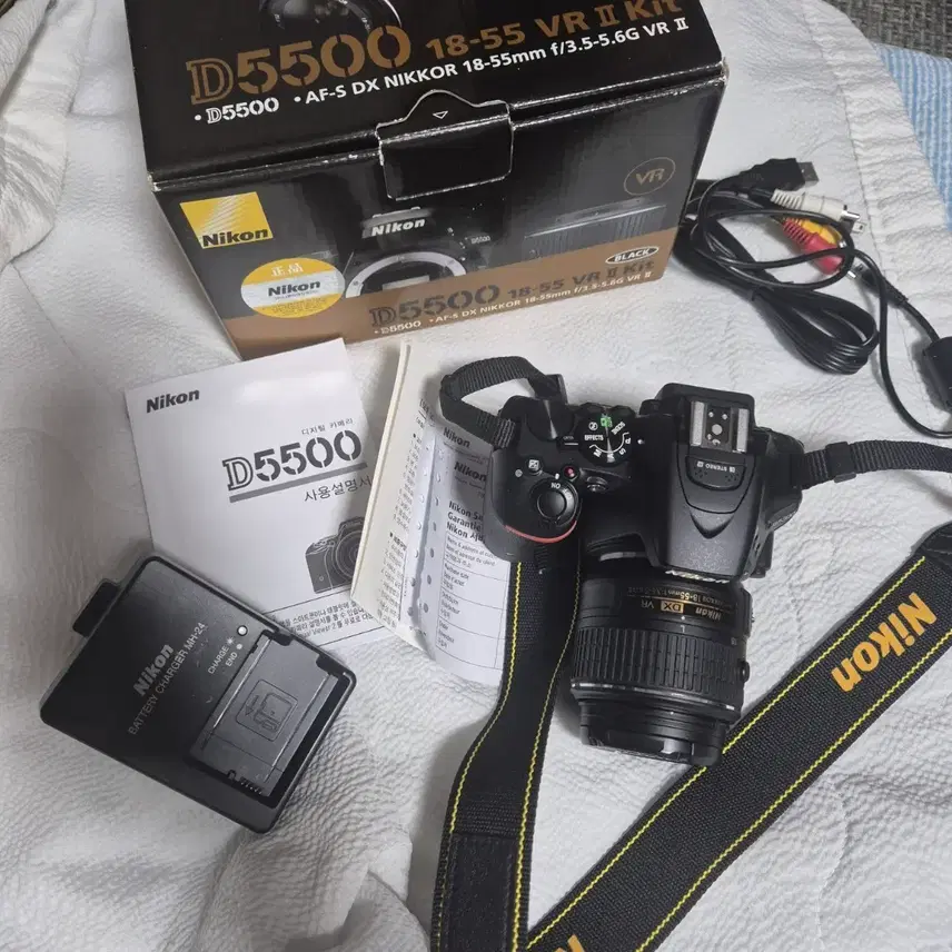 니콘 D5500 18-55mm 렌즈킷 풀세트