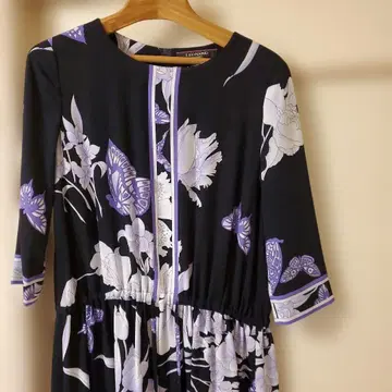 LEONARD 꽃무늬 나비 7부 소매 원피스 size40