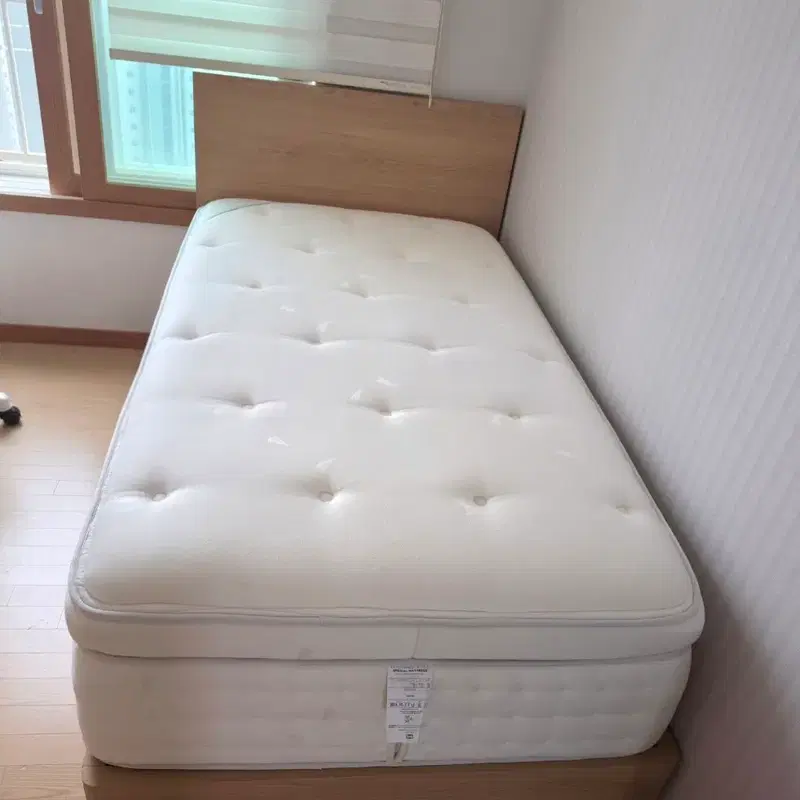 시몬스 뷰티레스트 블랙 데보라 슈퍼싱글 매트리스 판매합니다