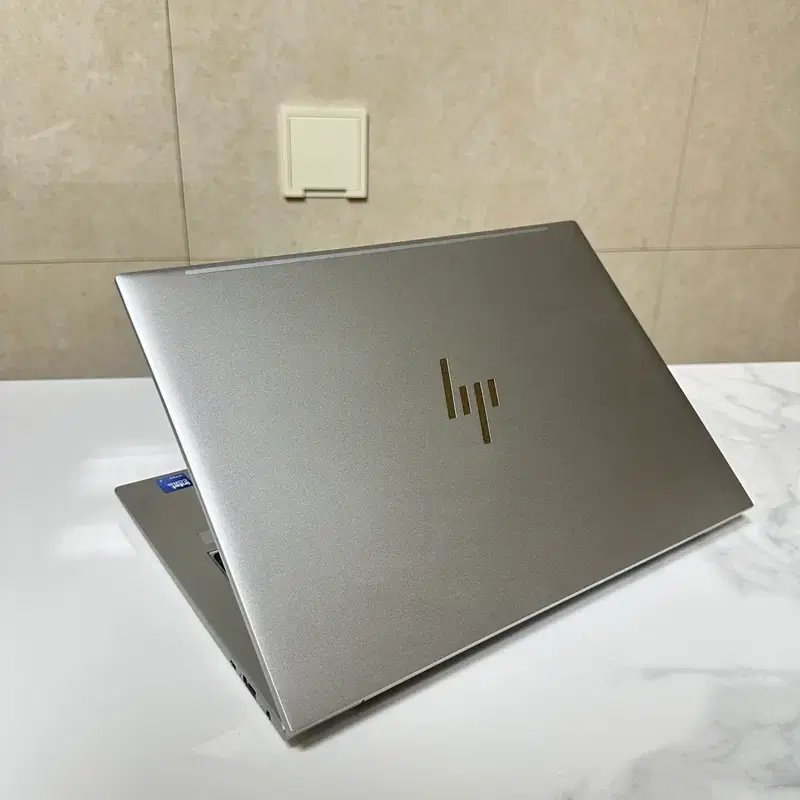 울트라 7 32G 512G HP elitebook 840 G11 노트북