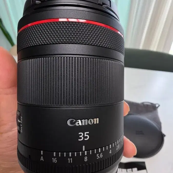 캐논 RF 35mm F1.4 L 렌즈