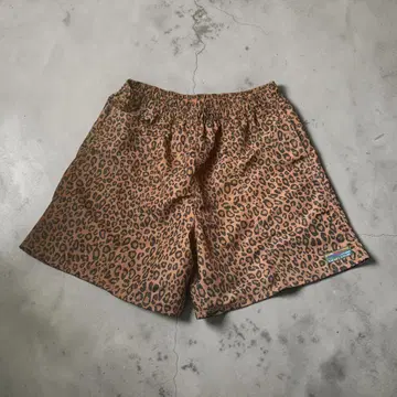 프릭스스토어 레오파드 나일론 숏팬츠 M 사이즈