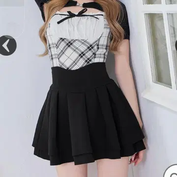 미셸마카롱 플레어 스커트 블랙