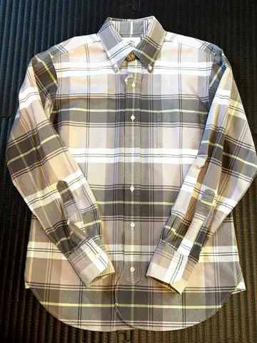 [새상품급] BLACK FLEECE 1818 체크 무늬 긴팔 셔츠 BB1
