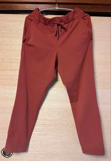 룰루레몬 여성용 앵클 팬츠 테라코타
