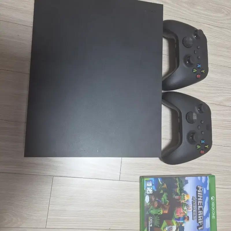 Xbox One X 1TB + 패드 4세대 2개+ 어댑터 + 게임 cd