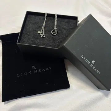 LION HEART 페어 목걸이 한쪽