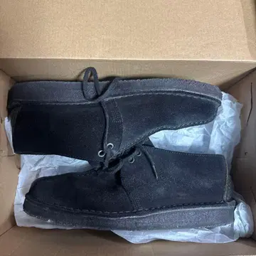 Clarks 27.5cm