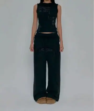 무신사 GILAARCHIVE 스웨트 팬츠