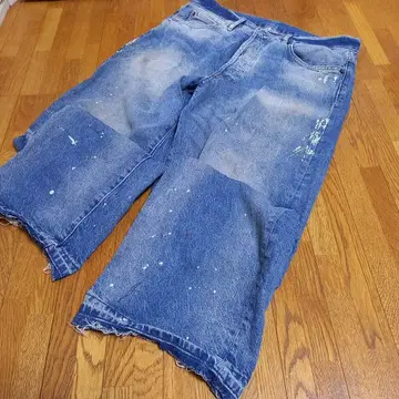 1회 착용 ZARA 페인트 가공 스트레이트 데님 팬츠