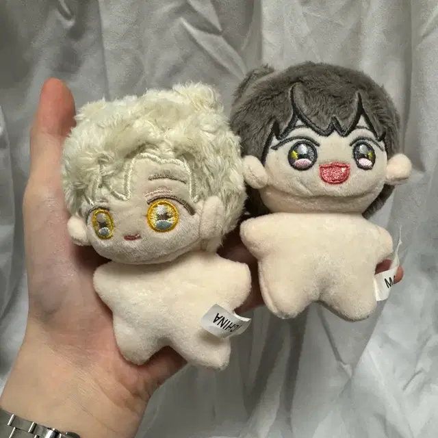현제유진 현윶 인형 판매합니다