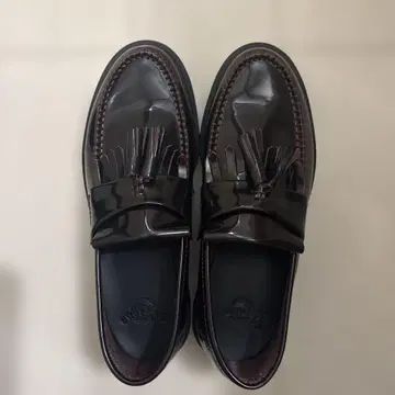 닥터 마틴 태슬 로퍼 버건디