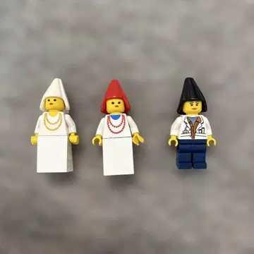 LEGO 미니 피규어 3개 세트 뾰족 모자