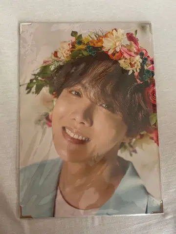 BTS LOVE YOURSELF 프리미엄 사진 J-HOPE
