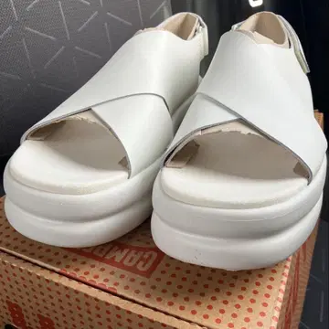 캠퍼 camper 샌들