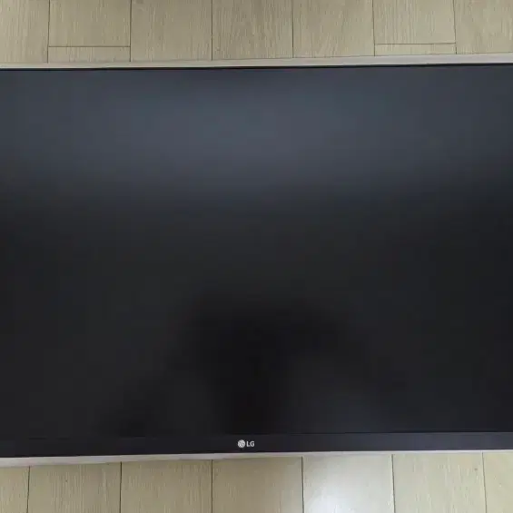 LG 32UN650 모니터