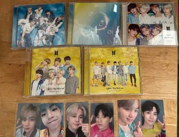 BTS Lights / Boy With Luv CD DVD