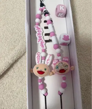 casetify 카이카이키키 무라카미 다카시 스트랩