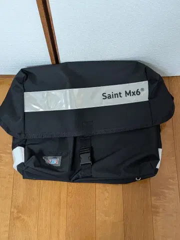 SAINT Mxxxxxx MESSENGER BAG SM-S23
