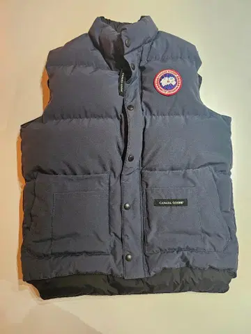 CANADA GOOSE 다운 베스트