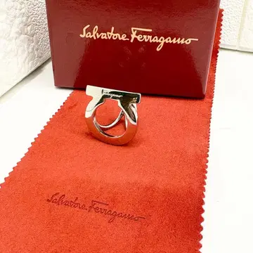 Salvatore Ferragamo 페라가모 간치니 스카프링