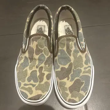 VANS 클래식 슬립온 카모플라쥬 패턴 슬립온