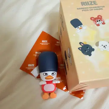 RIIZE RANDOM CHARACTER PEEK-UP FIGURE