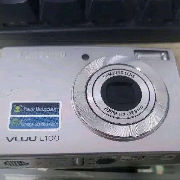 삼성 VLUU L100 디지털 카메라