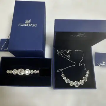 Swarovski 하트 모티브 목걸이 & 팔찌
