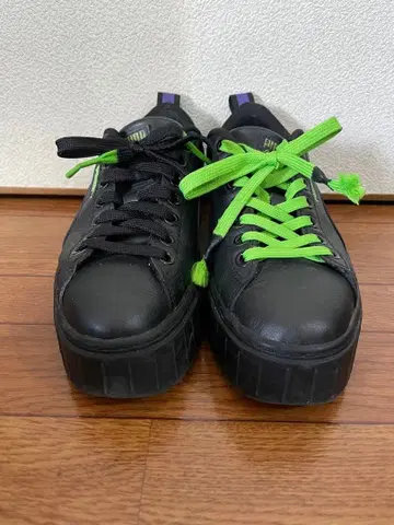 PUMA SANTA CRUZ 콜라보 스니커즈 블랙 [ 7월까지 판매 ]