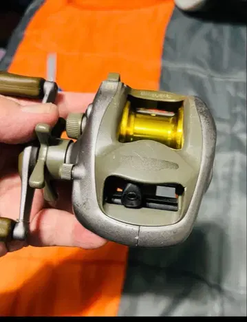 DAIWA 다이와 베이트릴 인피니티 오른쪽 핸들 양호한 중고품!