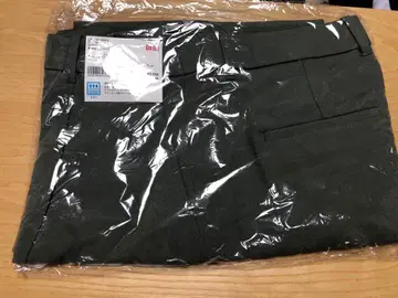 [ 미사용 새상품 ] UNIQLO 감동 턱 팬츠 올리브 XL