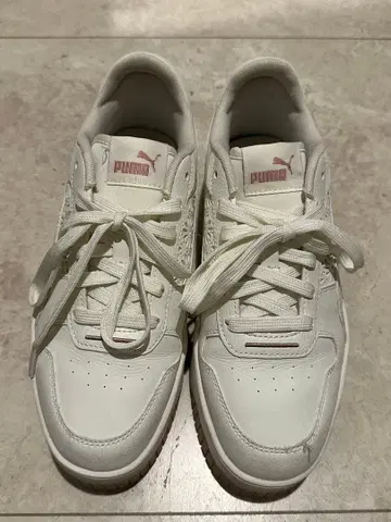 PUMA 스니커즈 화이트
