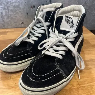 VANS Sk8-Hi 블랙 화이트 하이컷 스니커즈 25cm