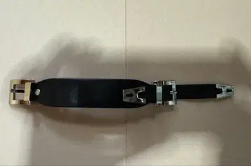 ADRER 가죽 x 메탈 벨트 뱅글