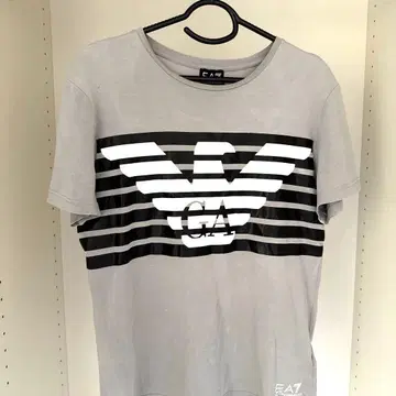 아르마니 T셔츠