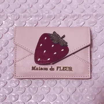Maison de FLEUR 메종 드 플뢰르 카드 케이스 명함지갑 딸기