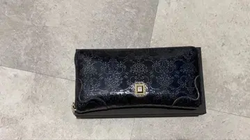 ANNA SUI 장지갑 라운드 지퍼 꽃무늬 네이비