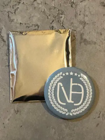 Novelbright 캔뱃지