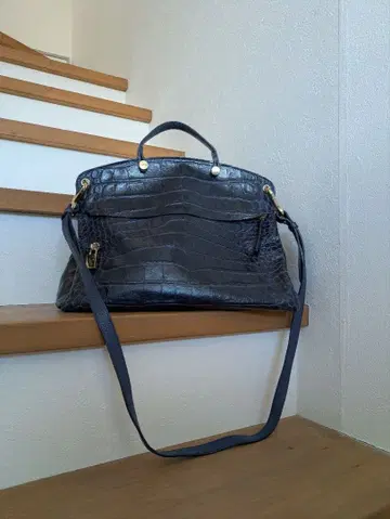 FURLA 악어 엠보싱 2way 숄더백