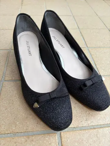 JILLSTUART 리본 펌프스 23cm 새상품급 라메
