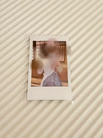 미야오무 니세타모노 아카자와 토우 폴라로이드 2