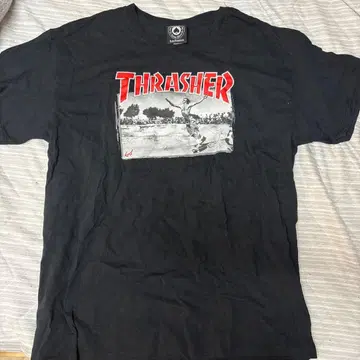 THRASHER 스케이트보드 사진 T셔츠 블랙