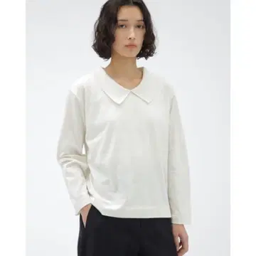 [새상품] MARGARET HOWELL 카라 부착 긴팔 티셔츠 화이트